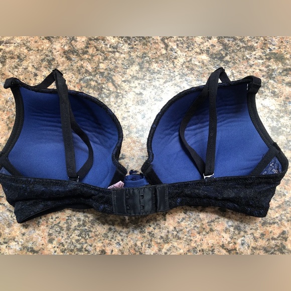 VICTORIA'S SECRET SEXY LITTLE THINGS Blue/Black LACE DEMI BRA - Picture 2 of 2